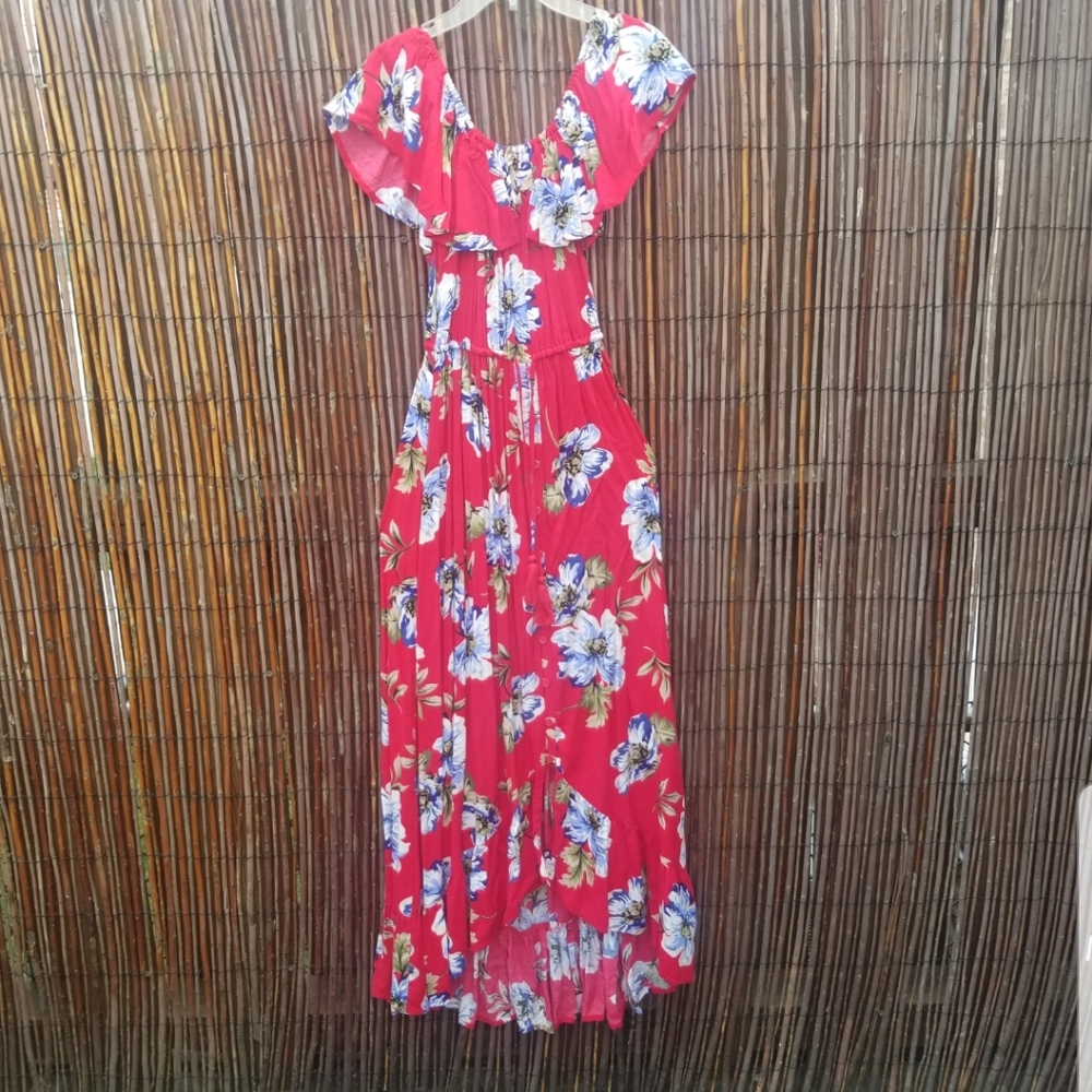 Red floral maxi dress - Picture 3 of 16